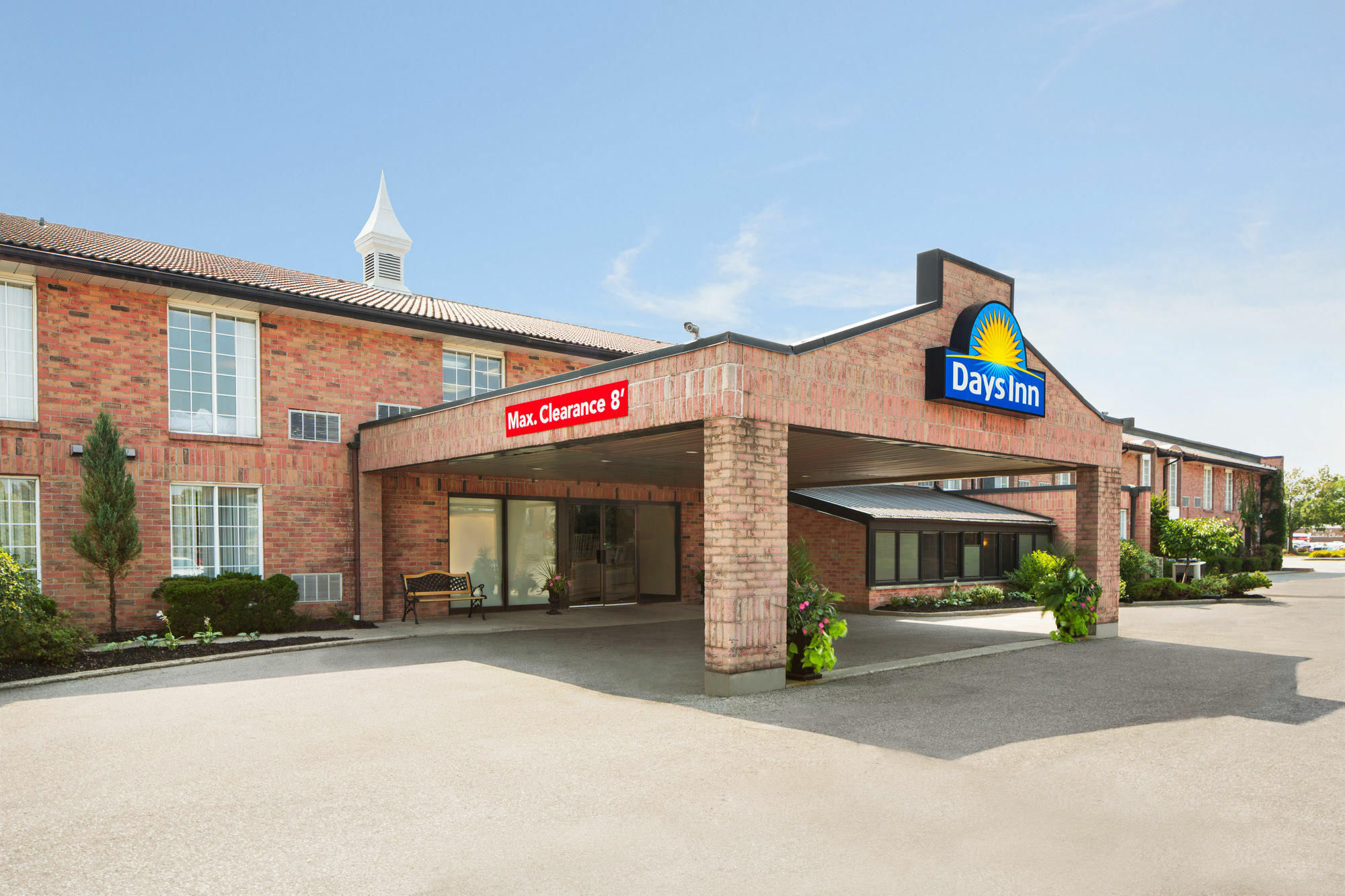 Days Inn By Wyndham Brantford Exteriör bild